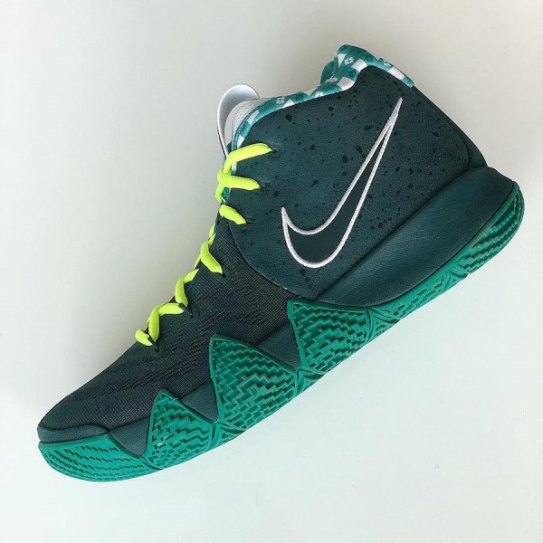 资讯：Kyrie 4 “Green Lobster” 即将市售