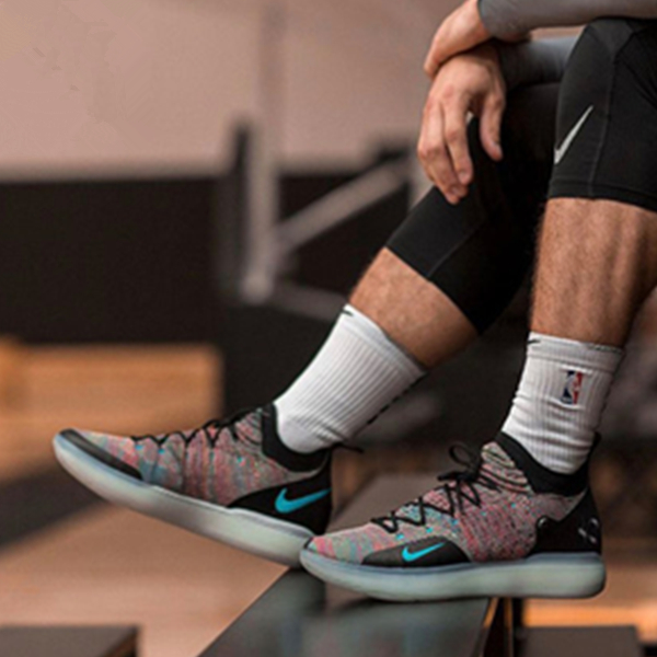 Nike KD 11 黑彩虹
