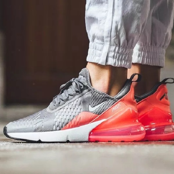 Nike Air Max 270
