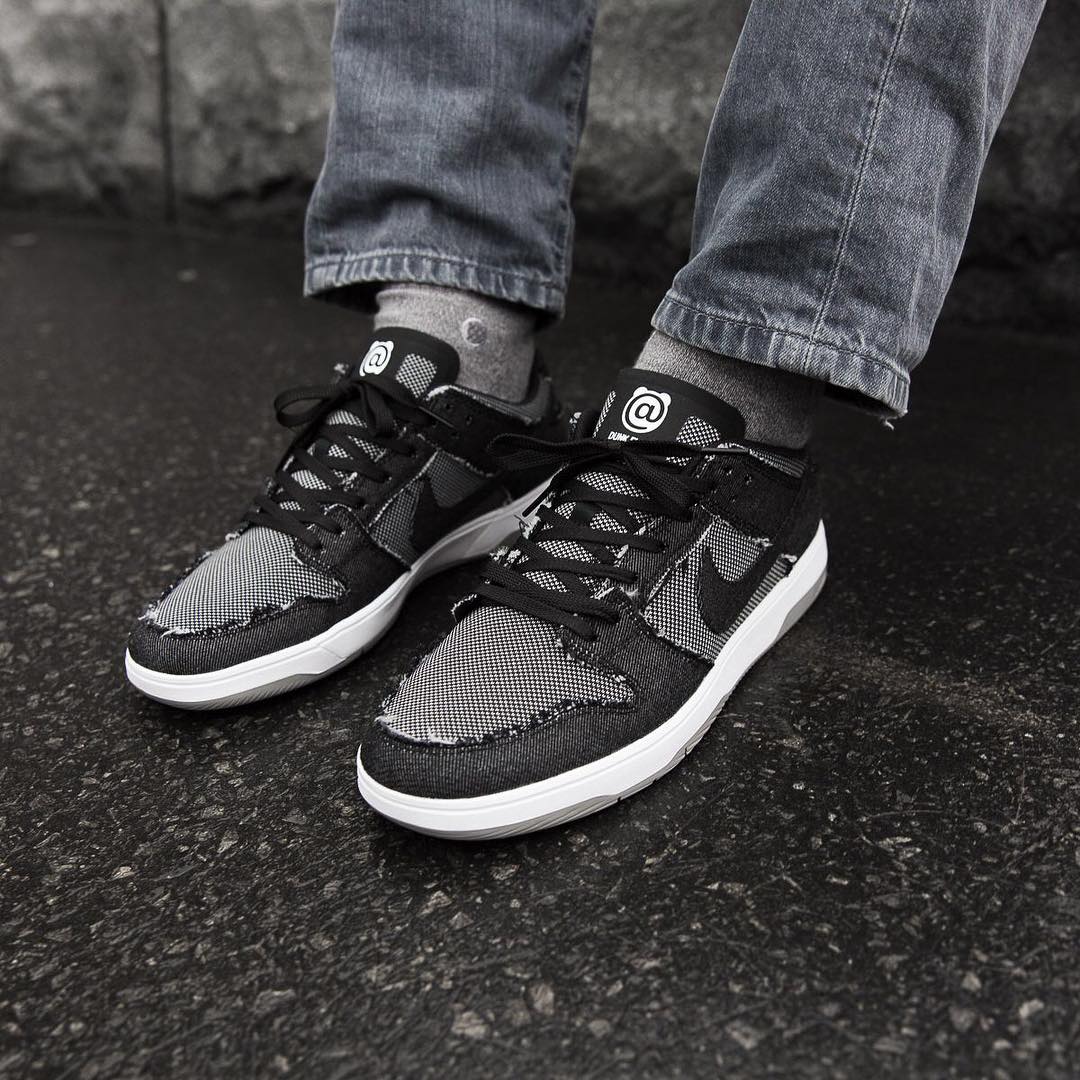 Nike Dunk SB 女子休闲鞋