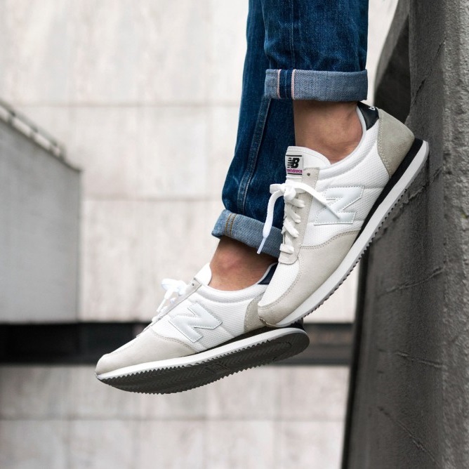 New Balance 220 復(fù)古休閑運(yùn)動(dòng)鞋