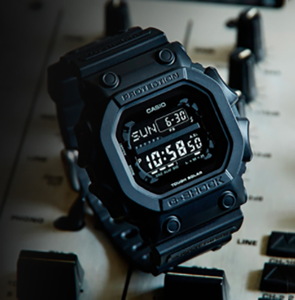 Casio G-SHOCK 液晶显示太阳能运动手表