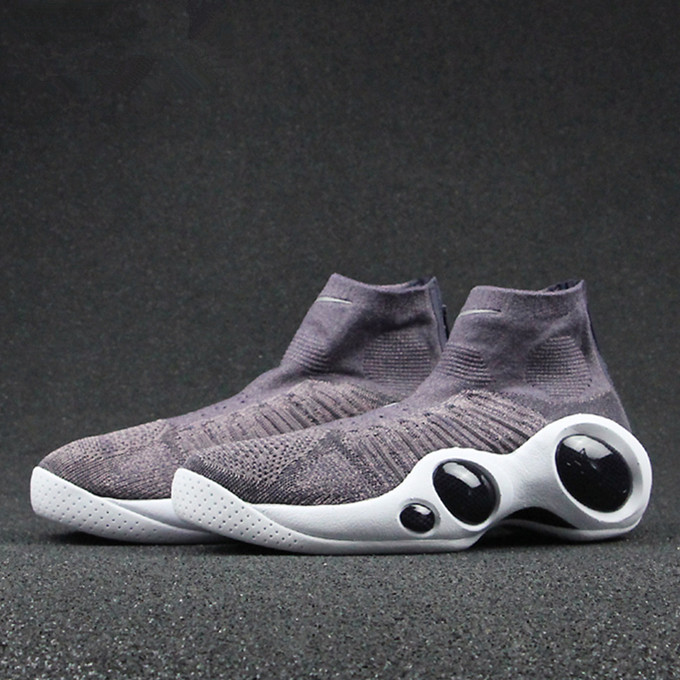 Nike Zoom Flight Bonafide 灰色