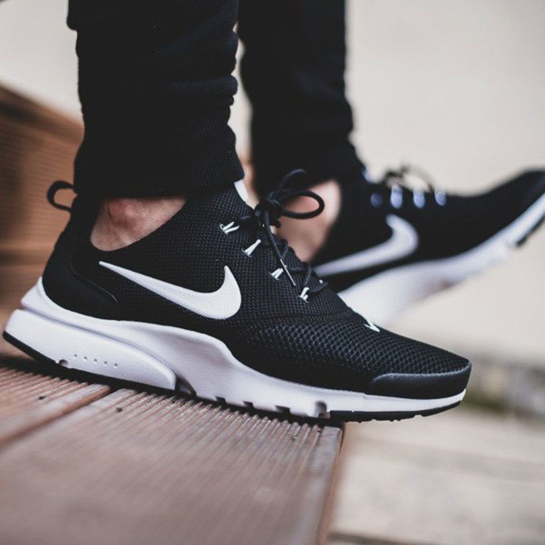 Nike Presto Fly 黑白/白勾