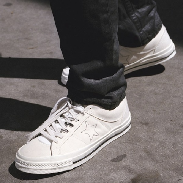 Converse One Star 联名款