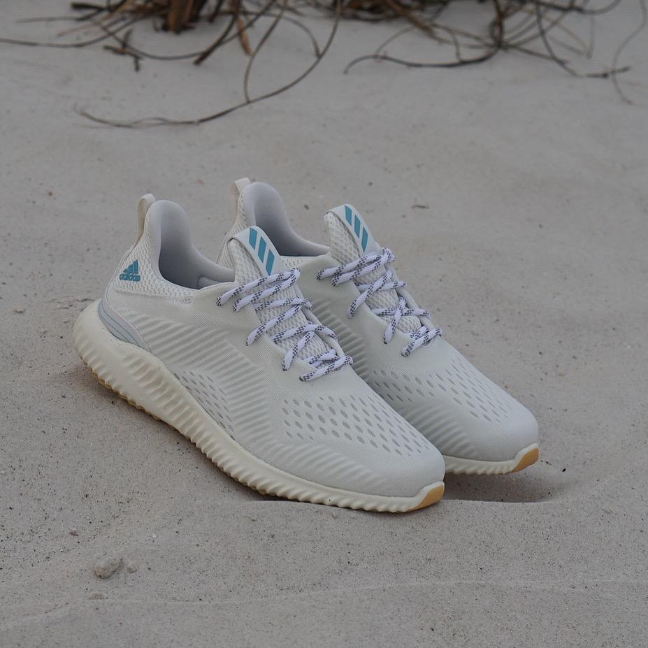 adidas Alpha Bounce 海洋之心