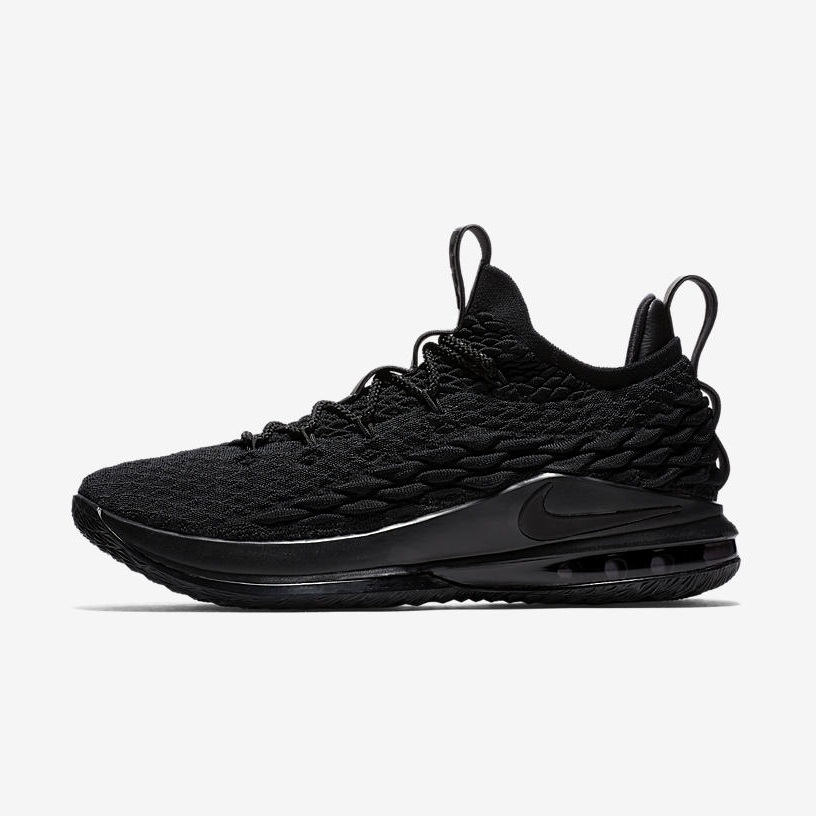 Nike LeBron 15 黑武士 Low