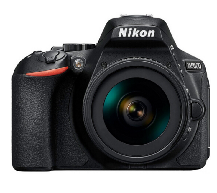 Nikon/尼康 D5600 单反套机（18-140mm）
