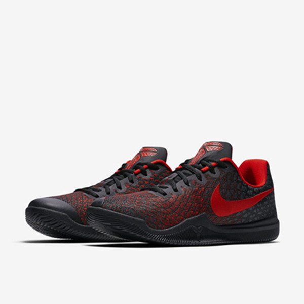 Nike Mamba Instinct 深红色