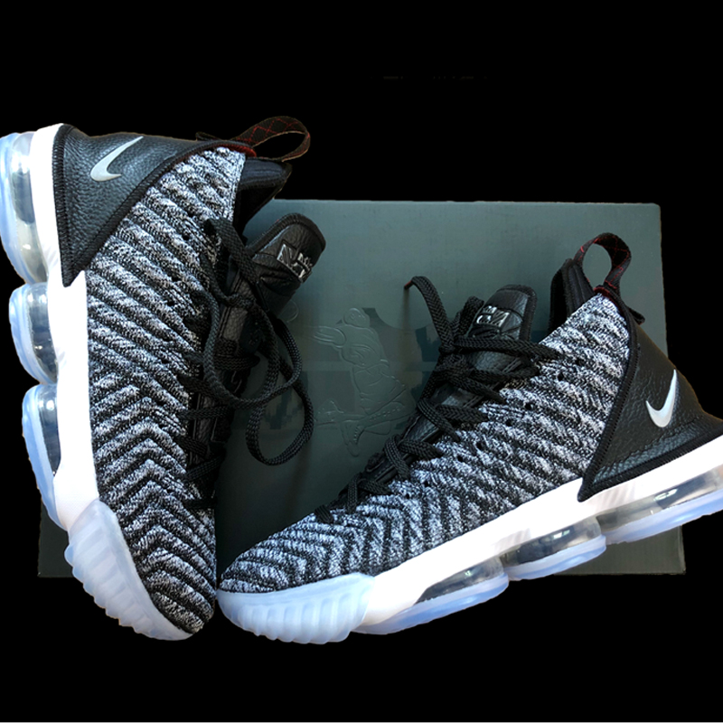 Nike Lebron 16 黑灰