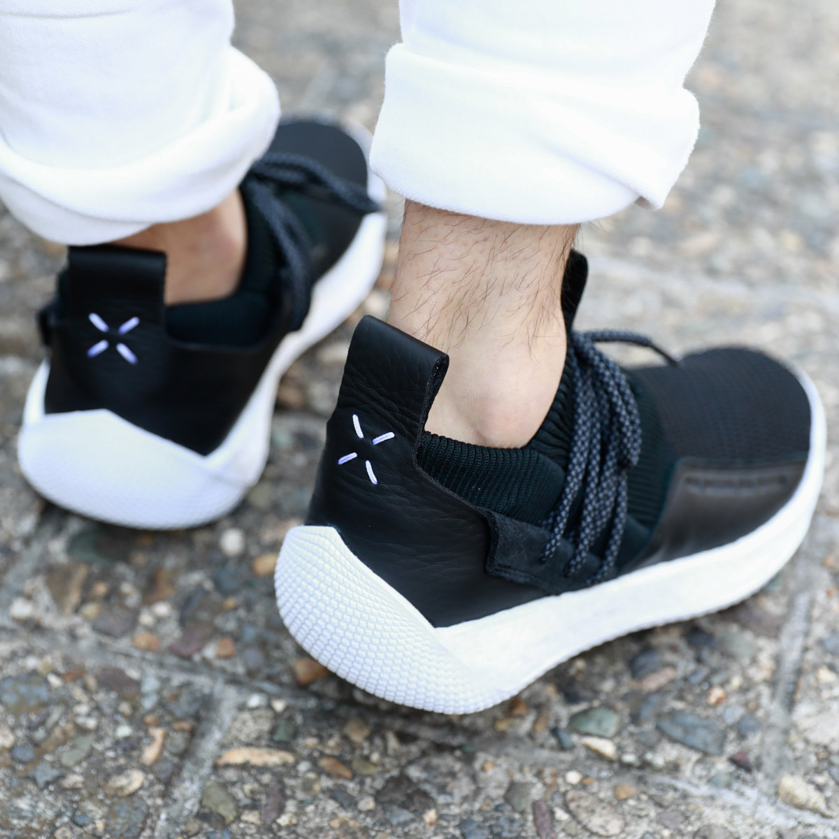 adidas Harden LS 2 黑白鞋带