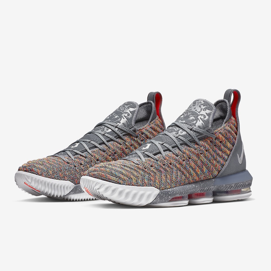 Nike Lebron 16 彩虹