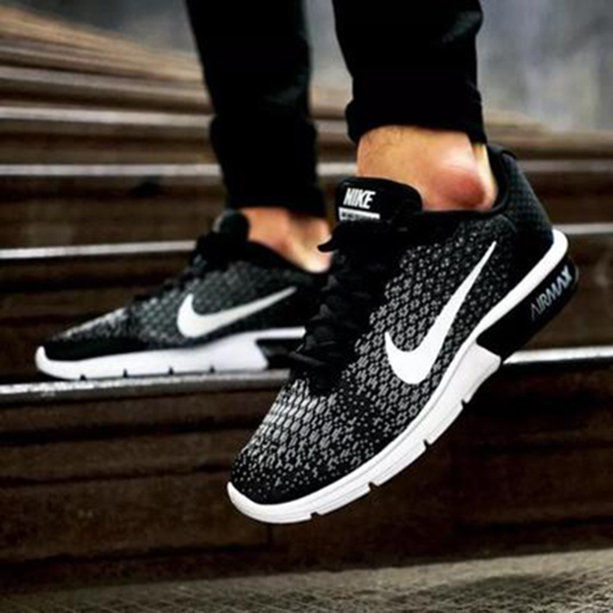 Nike Air Max Sequent 2