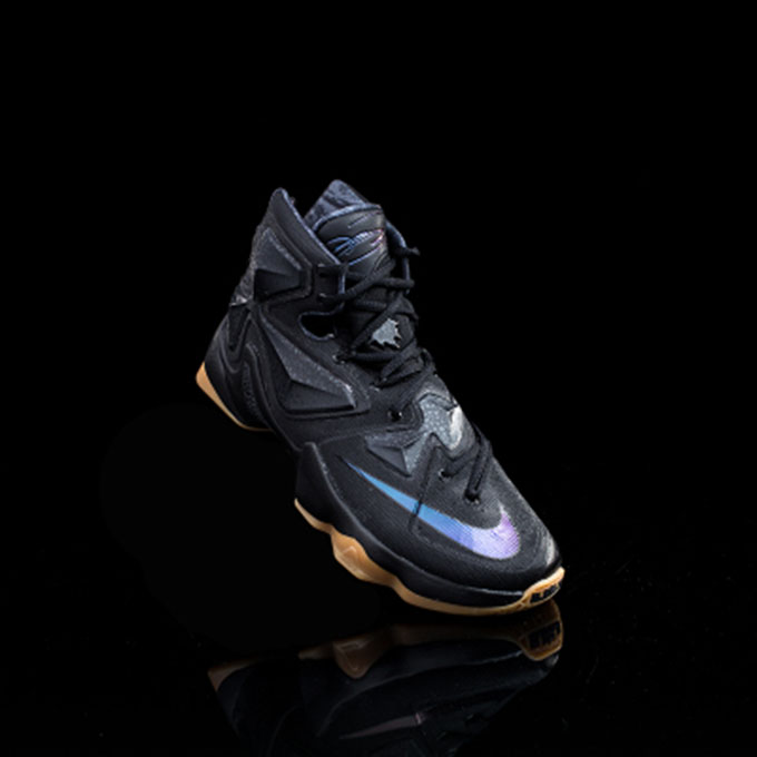 Nike LeBron 13