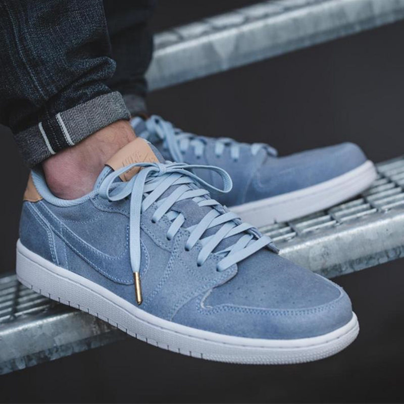 Air Jordan 1 蓝色翻毛Low