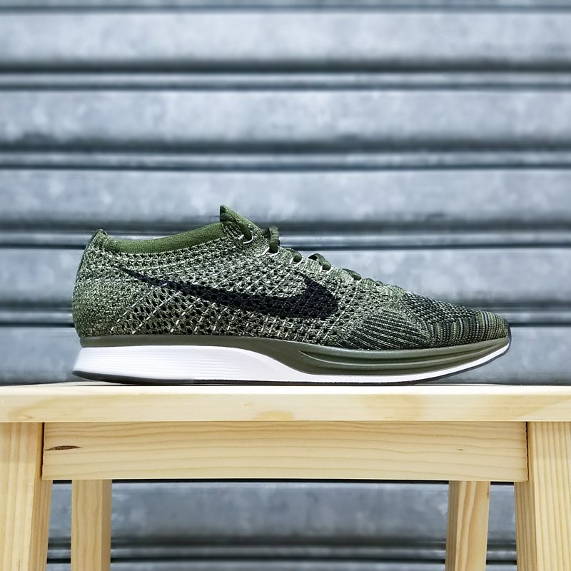 Nike Flyknit Racer 橄榄绿