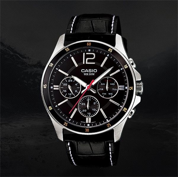 卡西欧手表真皮表带时尚三眼指针