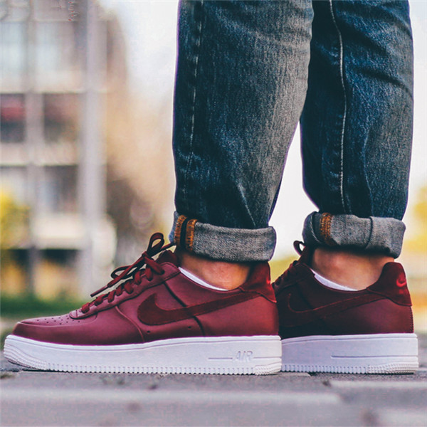 Nike Air Force 1 巧克力色