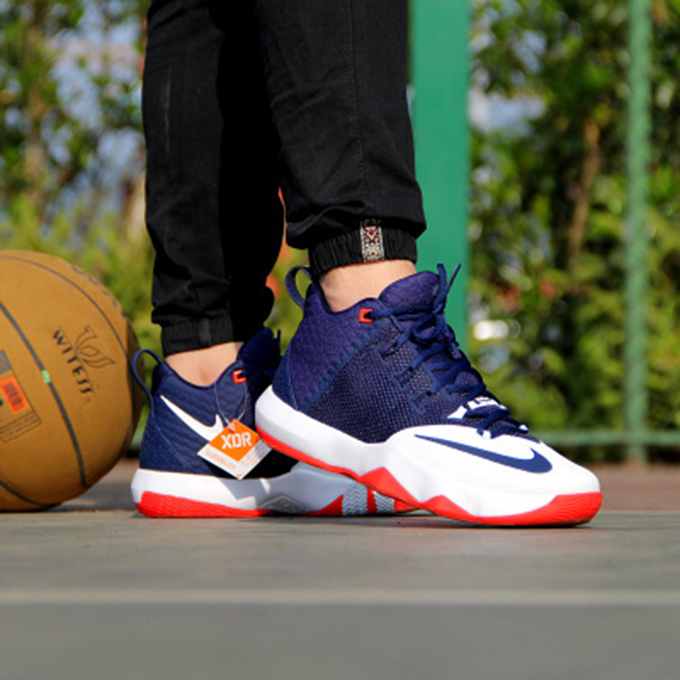 Nike Ambassador 9