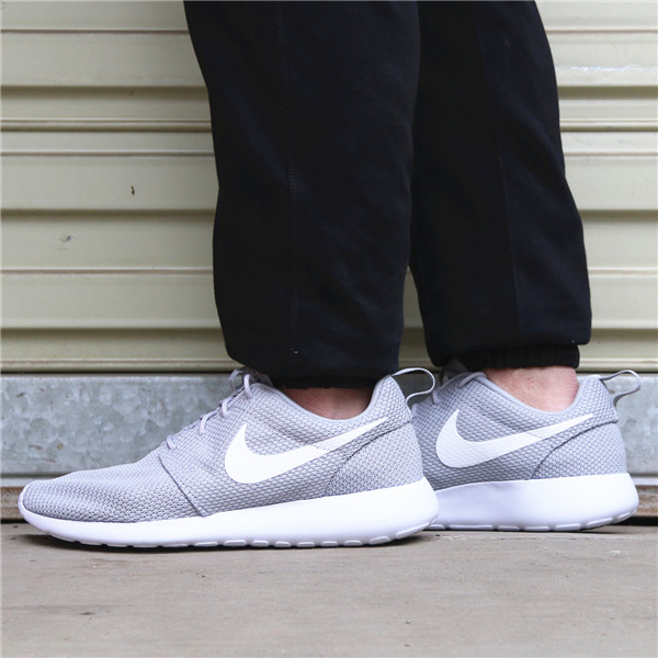 Nike Roshe One 酷灰 男子休闲跑鞋