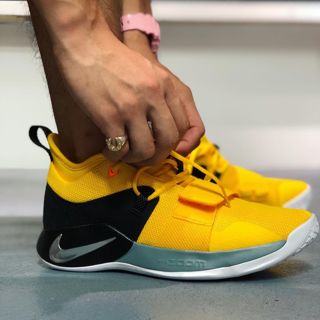 Nike Paul George PG 2.5 李小龙