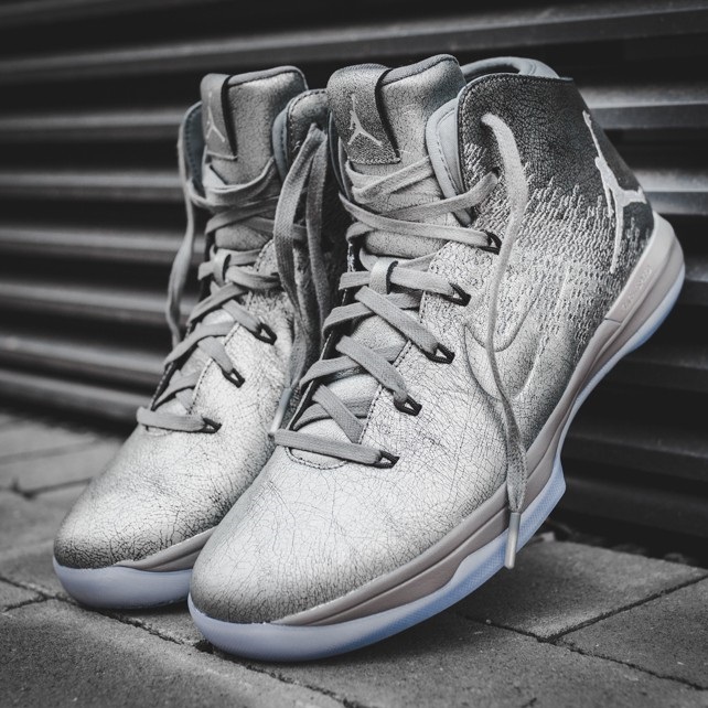 Air Jordan 31 灰银