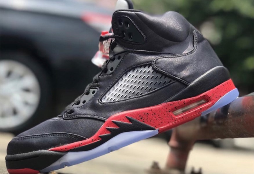 资讯：Air Jordan 5 Satin Bred年底发售