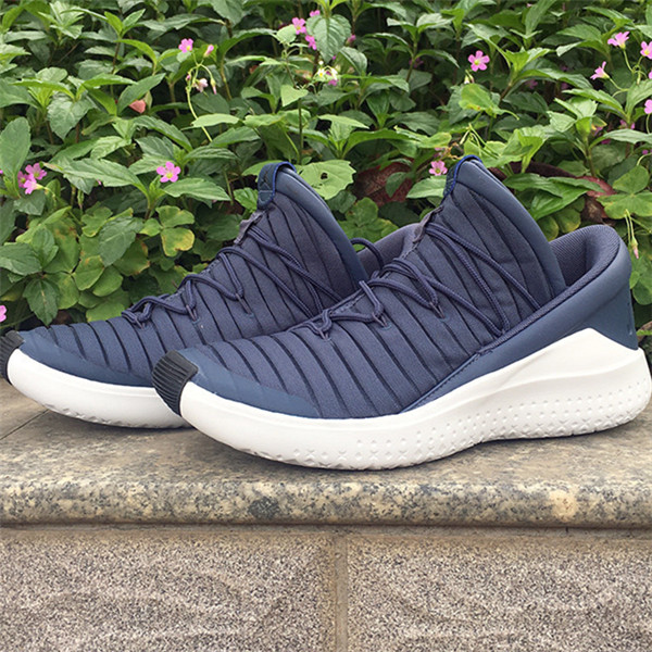 Air Jordan Flight Luxe 蓝色