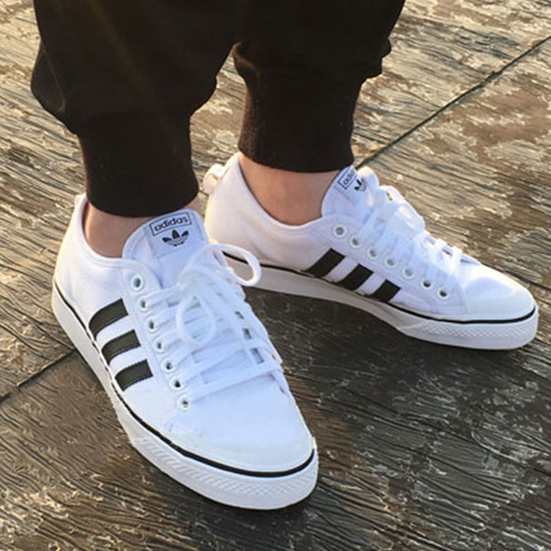 adidas Originals Nizza 白/黑色