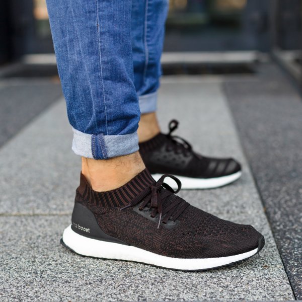 adidas Ultra Boost Uncaged 酒红