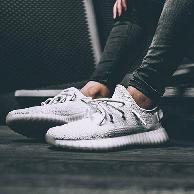 adidas Yeezy 350 Boost V2