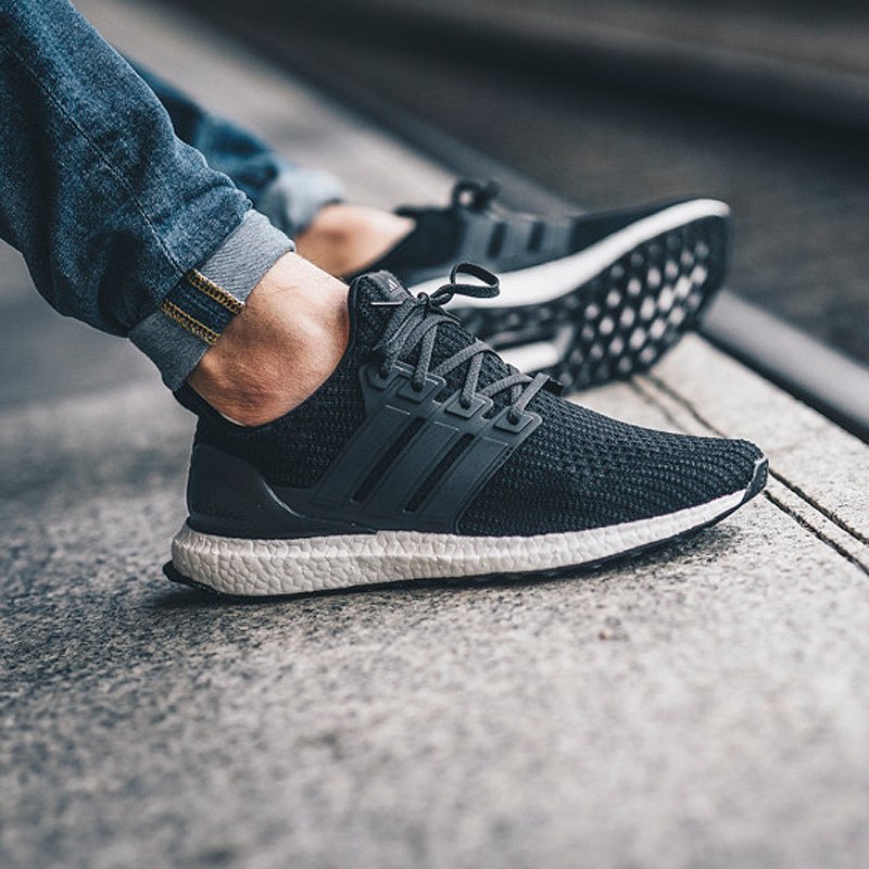adidas Ultra Boost 4.0 黑