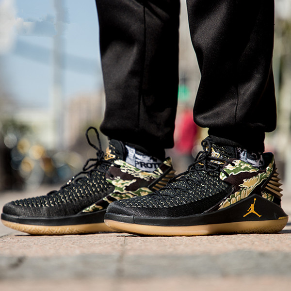Air Jordan 32 黑迷彩