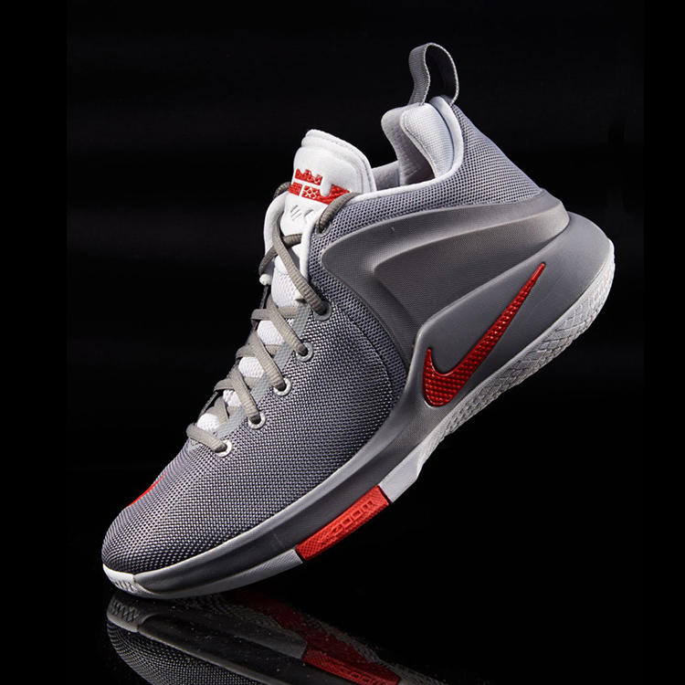 Nike Zoom Witness 银灰红