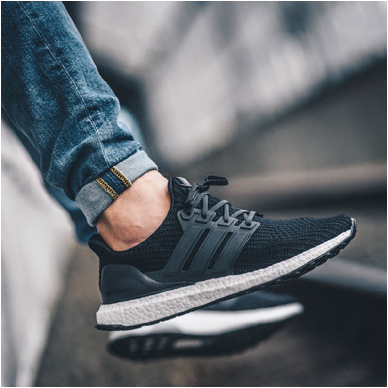 adidas Ultra Boost 4.0 黑