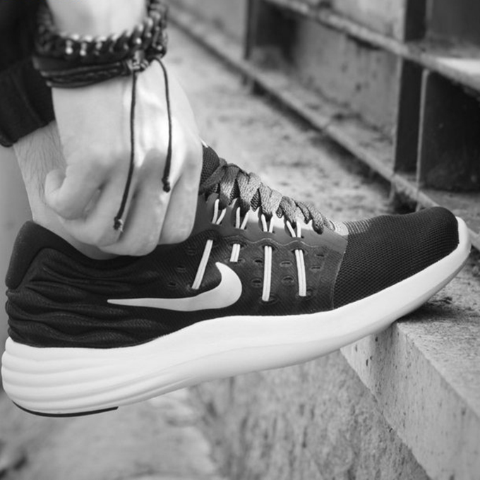 Nike LunarStelos