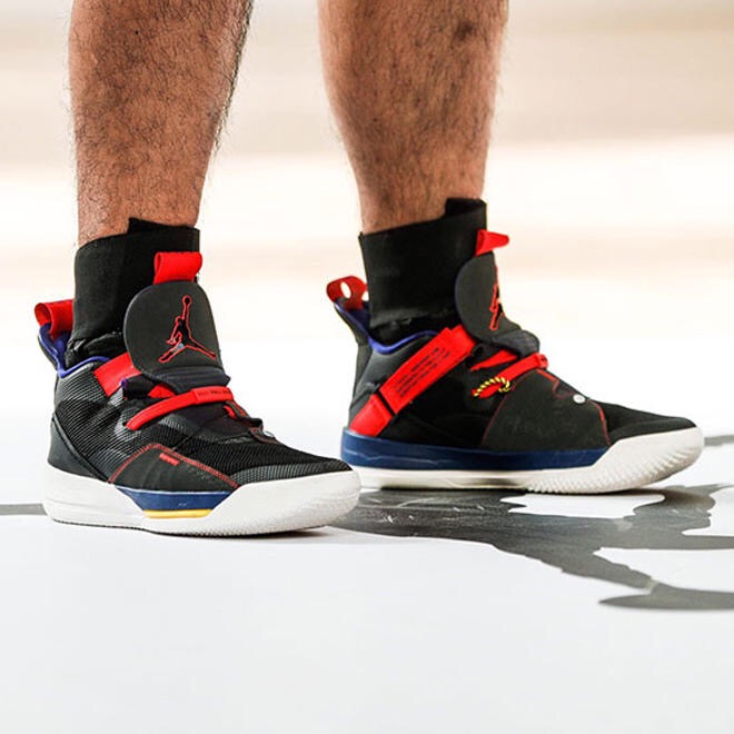 Air Jordan 33 黑色/藏蓝