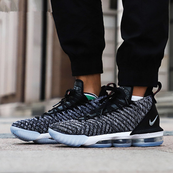 Nike Lebron 16 黑灰