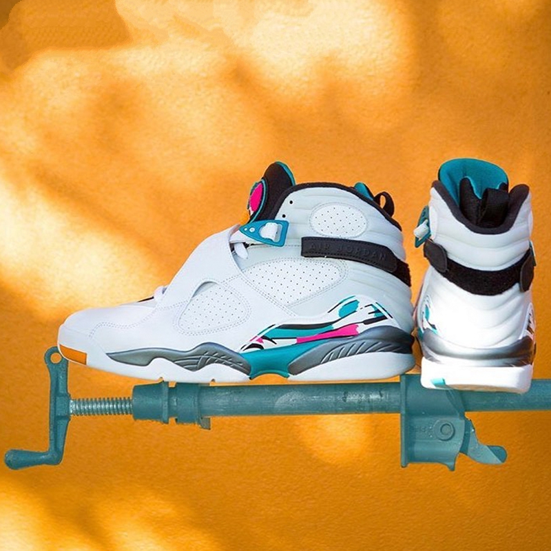 Air Jordan 8 南海岸