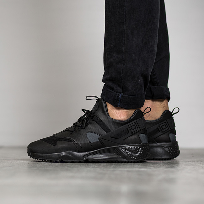 Nike Air Huarache Utility 黑武士