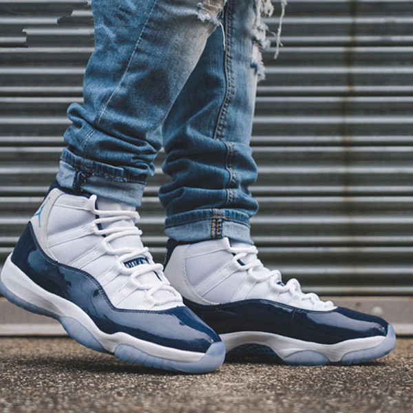 Air Jordan 11 海军蓝