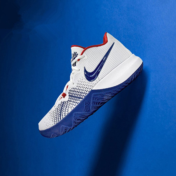 Nike Kyrie Flytrap 美国队