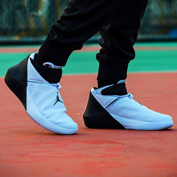 Jordan Why Not Zer0.1 黑白拼接