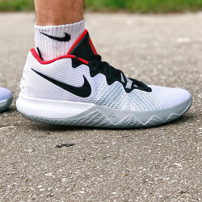 Nike Kyrie Flytrap