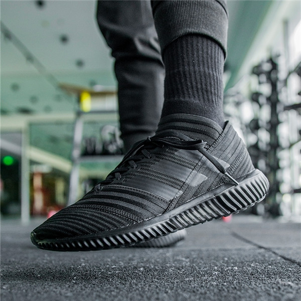 adidas Nemeziz Tango 17.1 TR 黑色