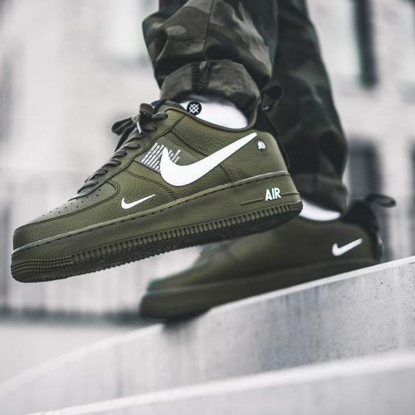 Nike Air Force 1 橄榄绿双钩