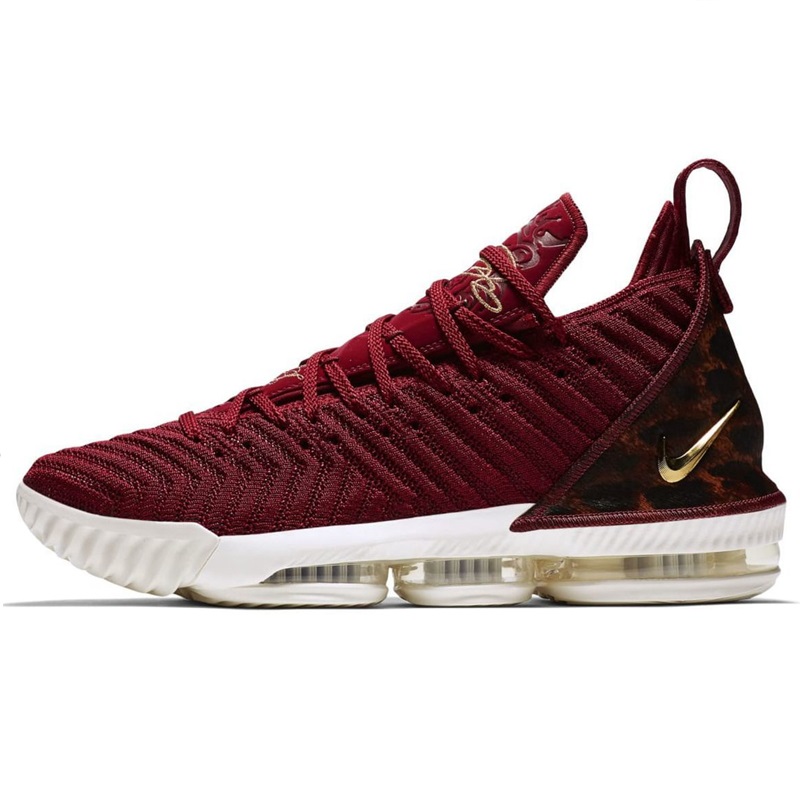 Nike Lebron 16 King