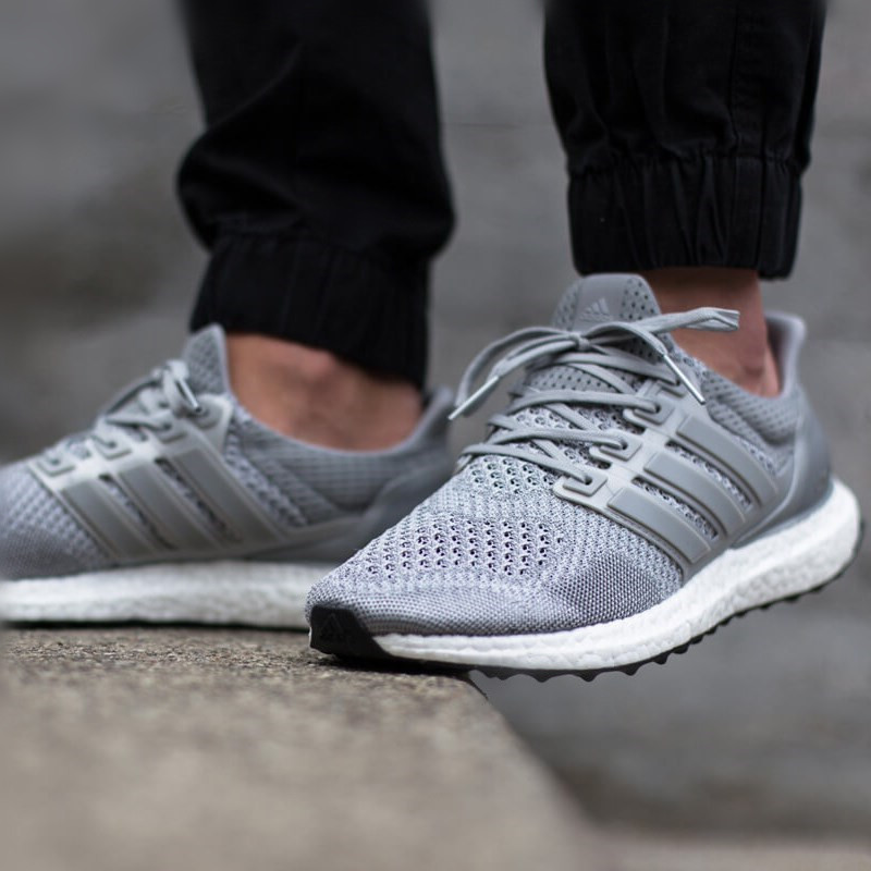 adidas Ultra Boost 4.0 灰白色
