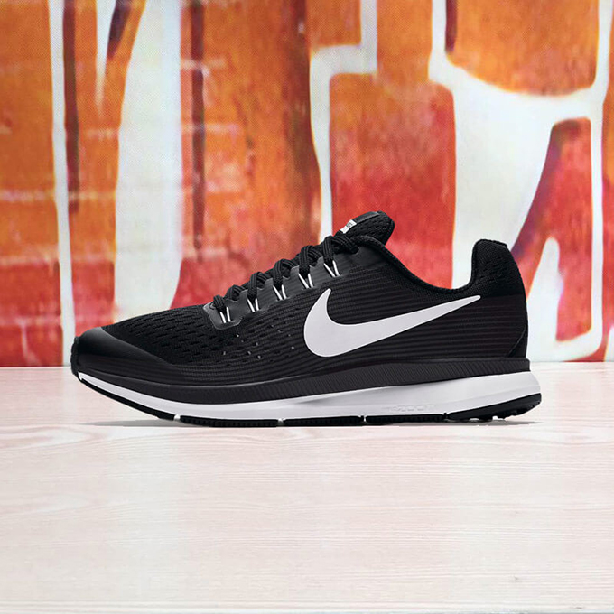 Nike Air Zoom Pegasus 34 黑白