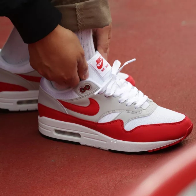 Nike Air Max 1 白红